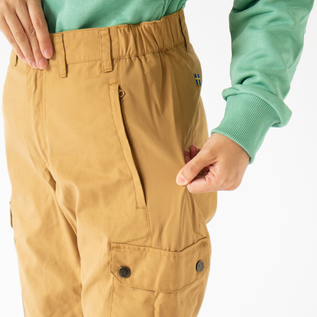 トレッキングパンツ／FJALLRAVEN(フェールラーベン)｜愛着を持って