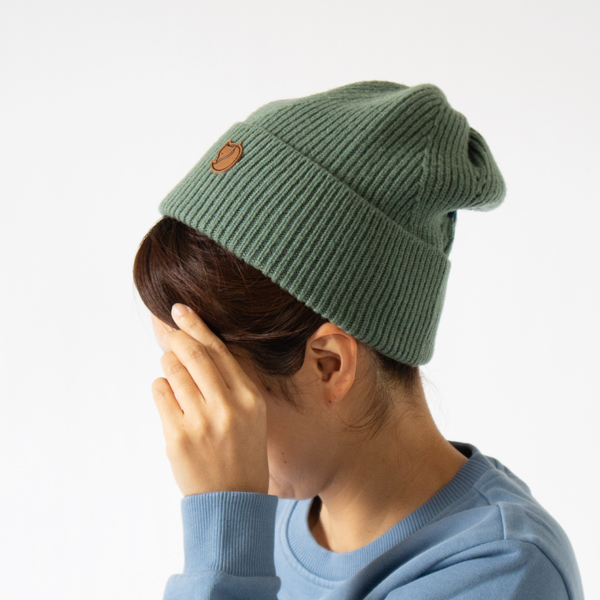 浅めにも深めにもかぶれます(PATINA GREEN)
