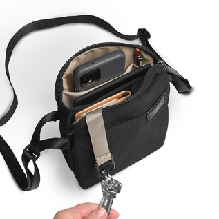 City Pouch ショルダーバッグ／bellroy（ベルロイ）｜愛着を持って