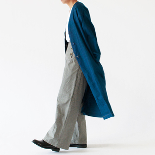 DARK BLUE(モデル身長:160cm) DARK BLUE(モデル身長:160cm)
