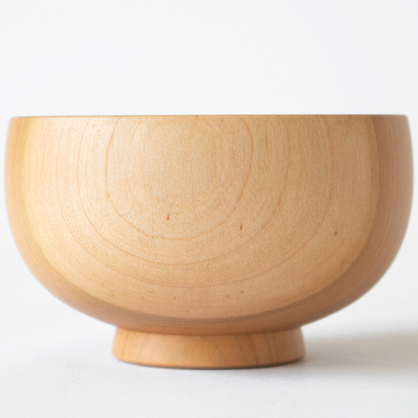 ぽってり丸みのある形が可愛らしい汁椀 ぽってり丸みのある形が可愛らしい汁椀