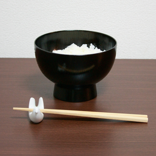 たっぷりの汁物や、ご飯をよそえる大きめの器 たっぷりの汁物や、ご飯をよそえる大きめの器