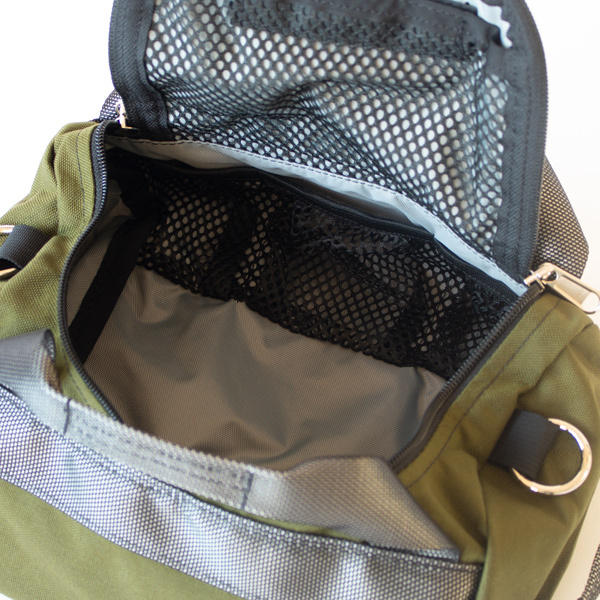 メッシュポケット(MOSS) メッシュポケット(MOSS)