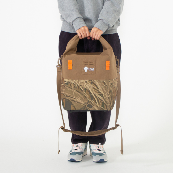 モデル身長160cm（WolfBrown）