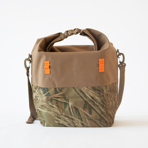 クーラーパック SUPER HYAD 20 WolfBrown