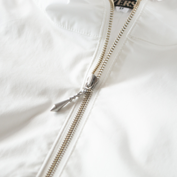 引き手も可愛らしいデザイン(WHITE)
