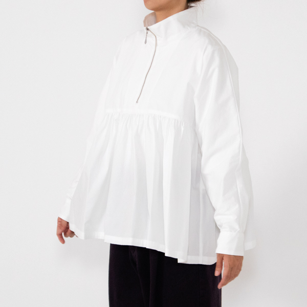 身長160cm・WHITE