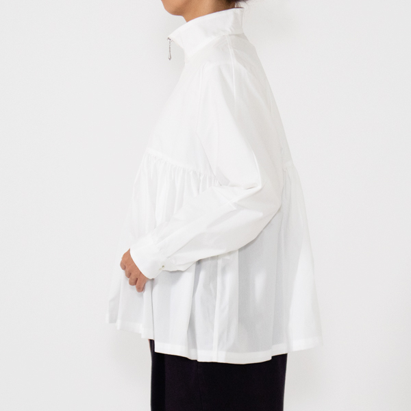 身長160cm・WHITE