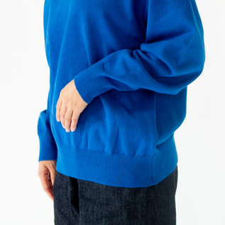 キュッとしまった袖口(BLUE) キュッとしまった袖口(BLUE)
