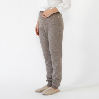 WOOL BASIC ウールパンツ／joha（ヨハ）｜愛着を持ってずっと使いたい