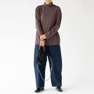 身長160cm・BURGUNDY