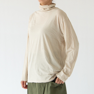 身長160cm・ECRU