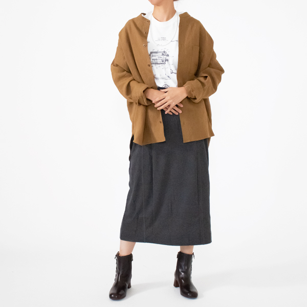 ワークシャツ	LINEN BROWN　身長160cm