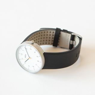 BRAUNクラシックウォッチ 0021／BRAUN(ブラウン)｜愛着を持ってずっと