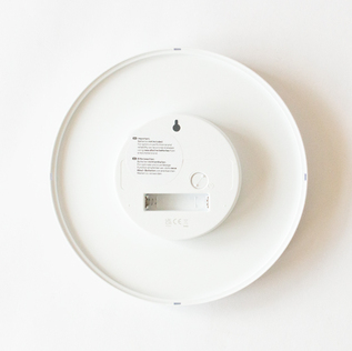 BRAUN 掛け時計 直径23cm／BRAUN(ブラウン)｜愛着を持ってずっと使い