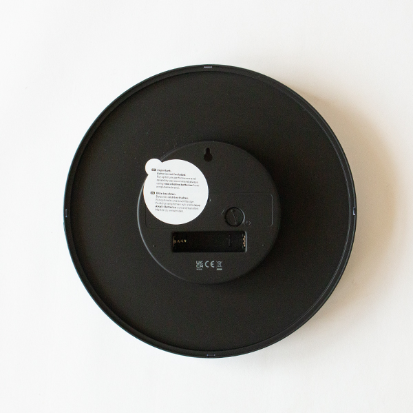BRAUN 掛け時計 直径23cm(BC26W)