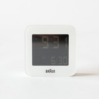 BRAUN デジタルクロック