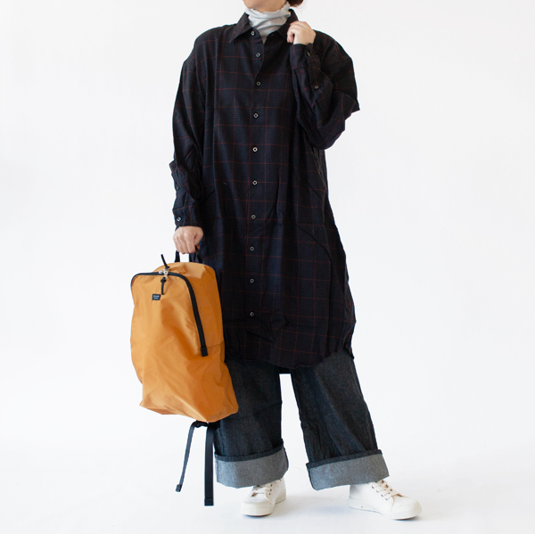 身長160cm・GREY