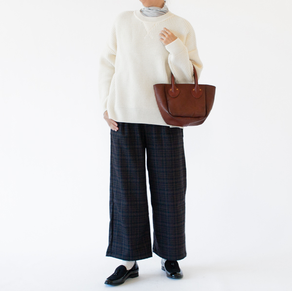 身長160cm・GREY