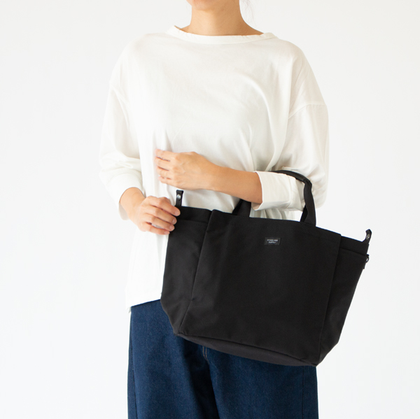 ショルダーストラップを外して(BLACK)