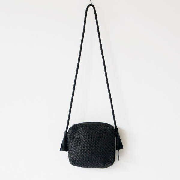 SHEEP MESH タッセルショルダー(BLACK)