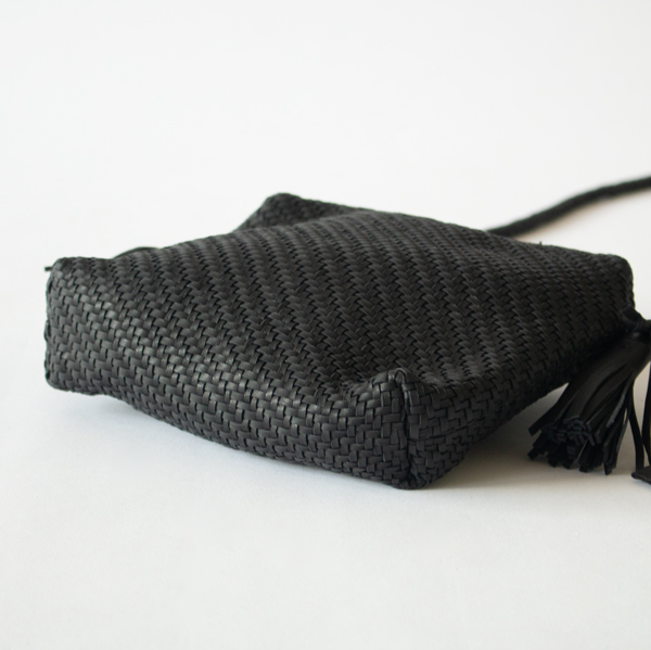 SHEEP MESH タッセルショルダー(BLACK)