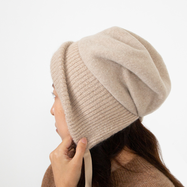 クラウン部分はくしゅっとさせても可愛いです(BEIGE) クラウン部分はくしゅっとさせても可愛いです(BEIGE)