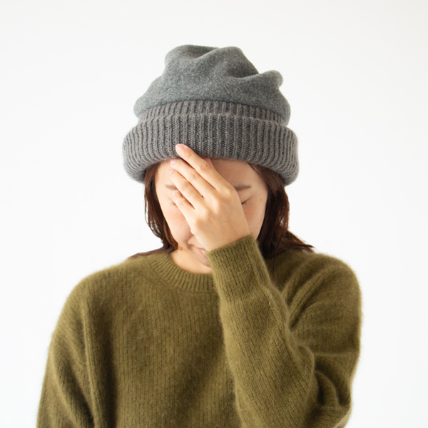 クラウン部分はくしゅっとさせて被るのも可愛いです(GREY) クラウン部分はくしゅっとさせて被るのも可愛いです(GREY)