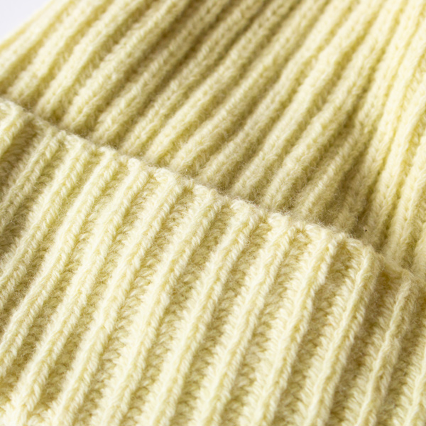 LIGHT YELLOW
