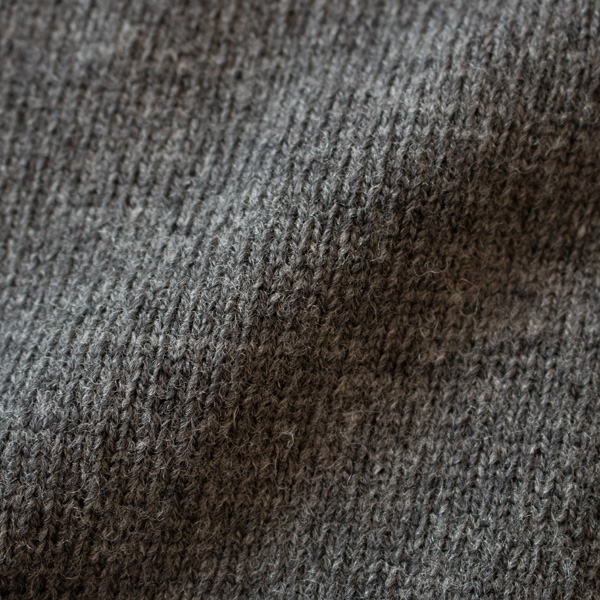 やわらかな印象のMEDIUM GRAY やわらかな印象のMEDIUM GRAY