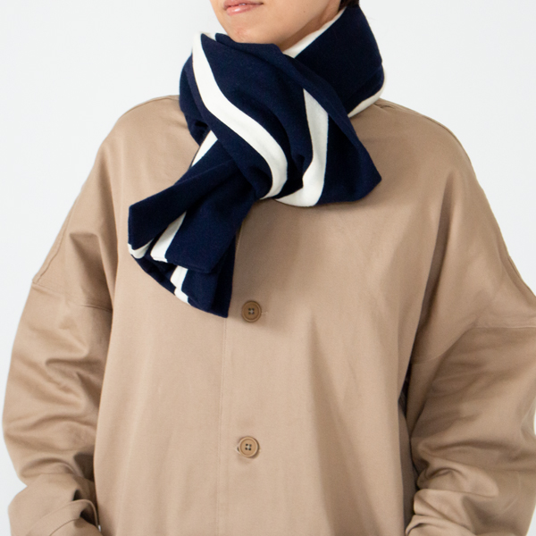コーディネートのポイントに(身長160cm・NAVY)