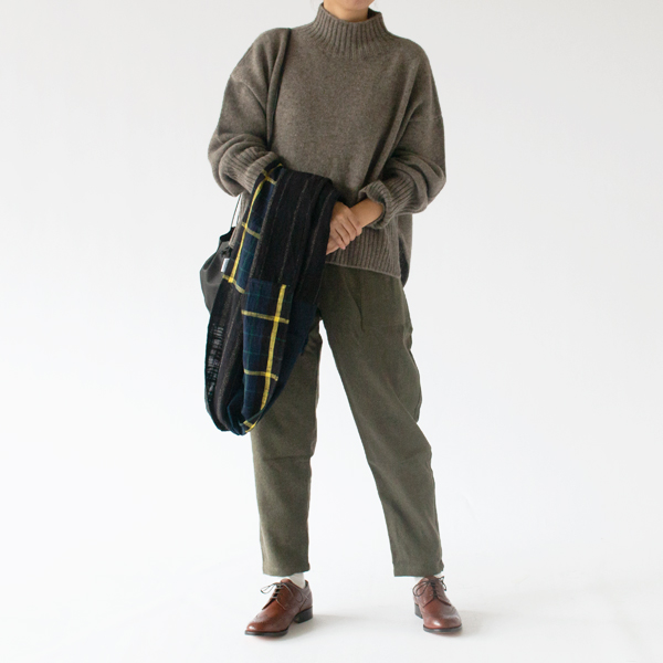 身長160cm・グレー 身長160cm・グレー