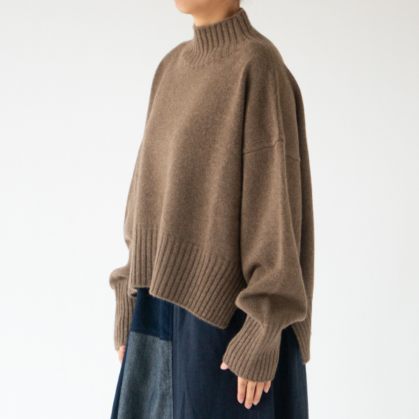 身長160cm・ブラウン 身長160cm・ブラウン