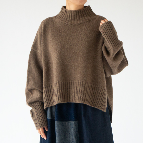 身長160cm・ブラウン 身長160cm・ブラウン