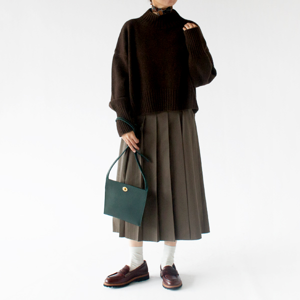 身長160cm・ダークブラウン 身長160cm・ダークブラウン