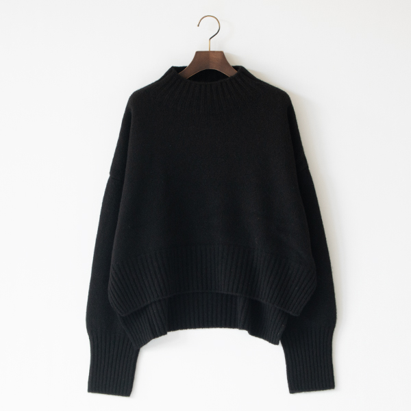 ヤク ショート丈ワイドセーター(ブラック) ヤク ショート丈ワイドセーター(ブラック)