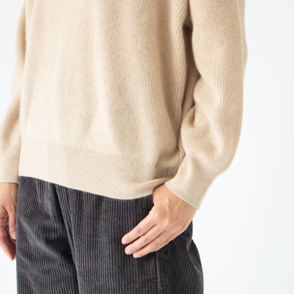モンゴルカシミヤ クルーネックセーター(NATURAL BEIGE)