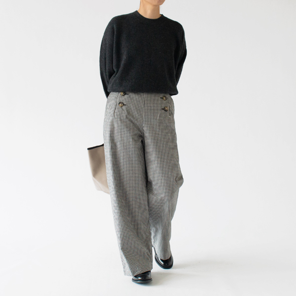 身長：160cm(DARK GREY)