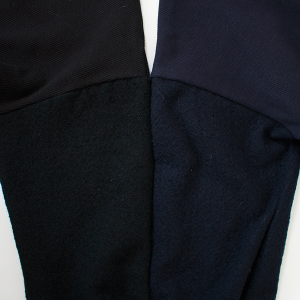 左：BLACK、右：NAVY