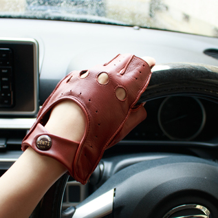 【新品未使用】DENTS レザー ドライビング グローブ サイズM DENTS ドライビンググローブ（男性向け）／DENTS（デンツ