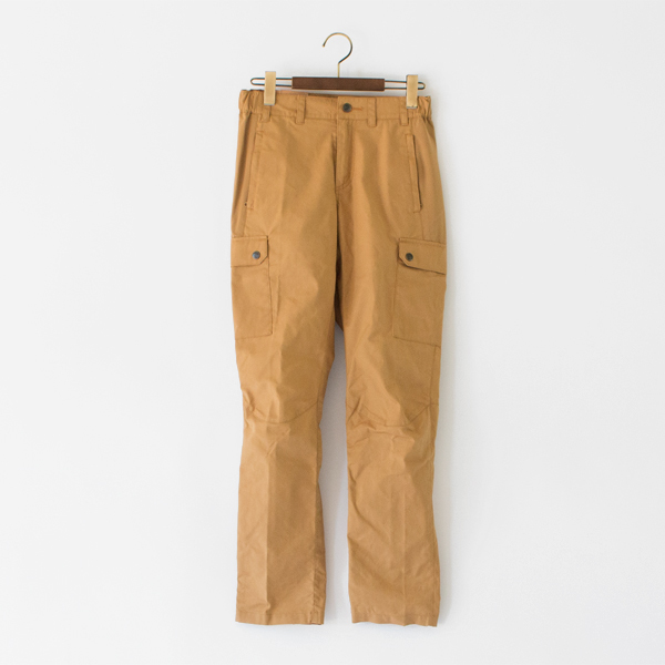 トレッキングパンツ／FJALLRAVEN(フェールラーベン)｜愛着を持って