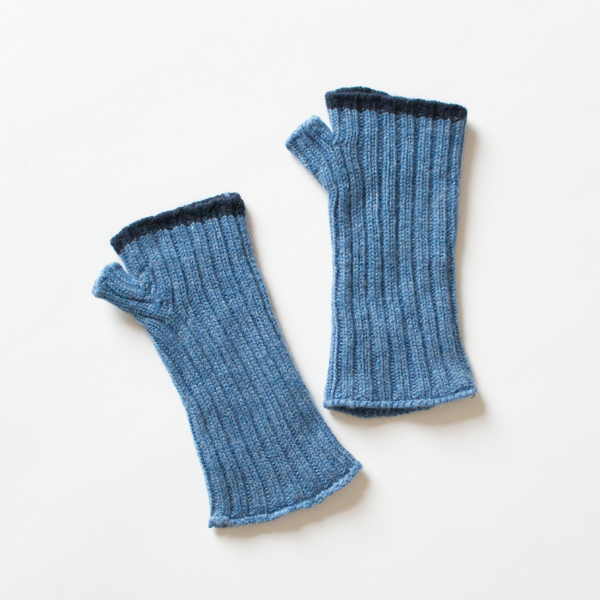 【別注】カシミヤリブリストウォーマー(BLUE NAVY)