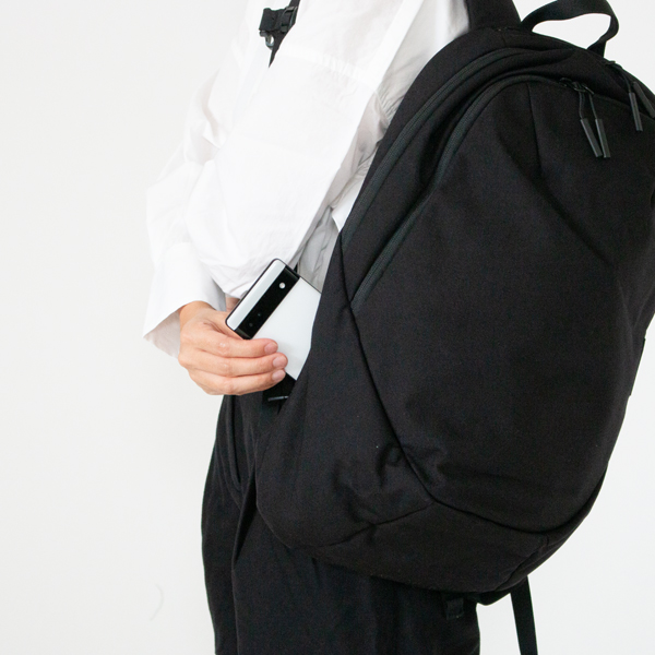 Wexley SHELDRAKE 20L2層式バックパック	CORDURA