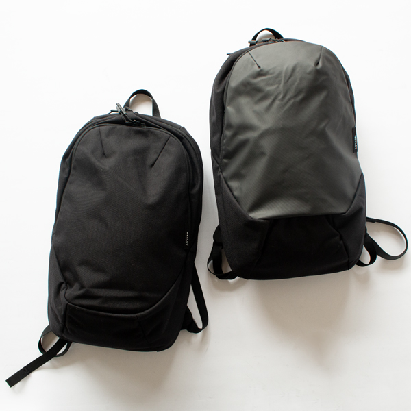 左：CORDURA 右：CORDURA COATED