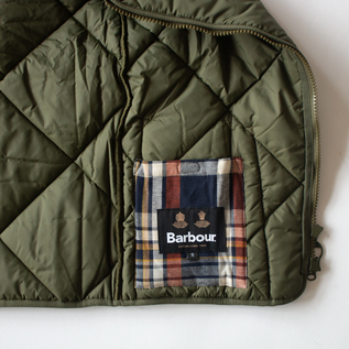 プレゼント対象】キルティングベスト／BARBOUR（バブアー）｜愛着を