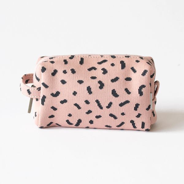 ハンドル付きポーチ KNIT POUCH M(SESAME)