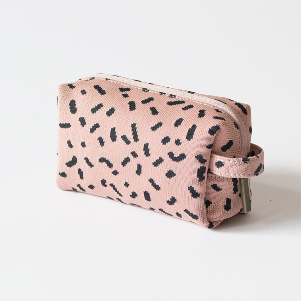 ハンドル付きポーチ KNIT POUCH M(SESAME)