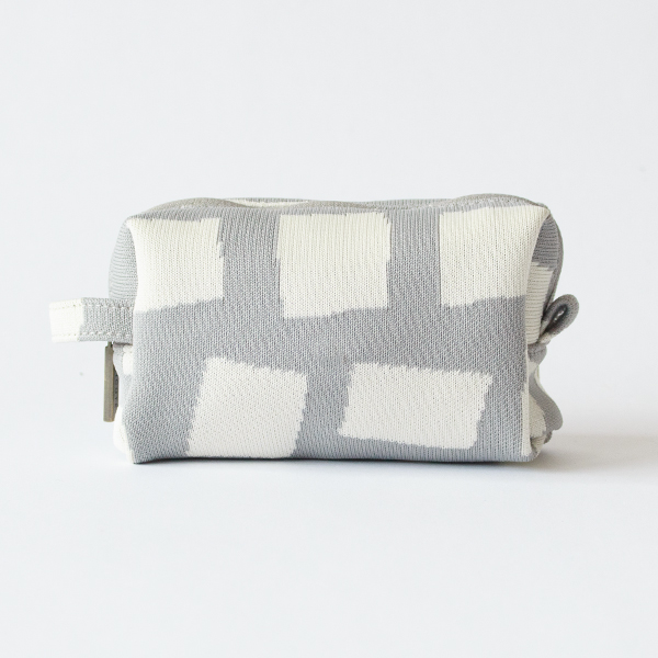 ハンドル付きポーチ KNIT POUCH M(DANCE TILE)