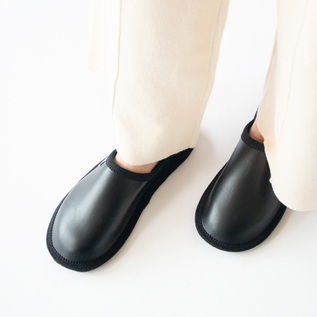 スリッパ STELLA PELLE NERO スリッパ STELLA PELLE NERO
