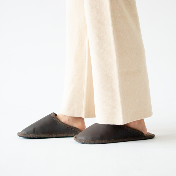 スリッパ STELLA PELLE D.BROWN